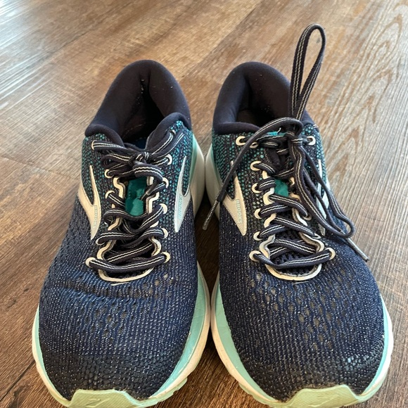 Brooks Ghost 11 Women’s Sneakers Size 8.5 (missing insole) - Picture 4 of 10